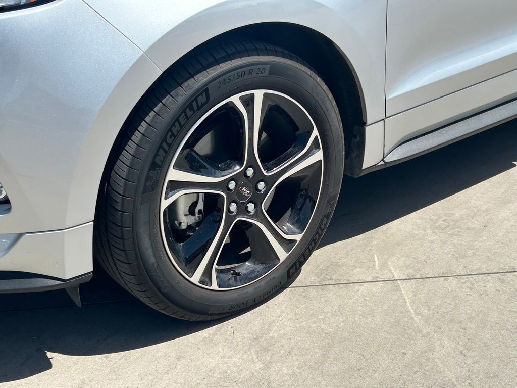 Used 2019 Ford Edge SUV
