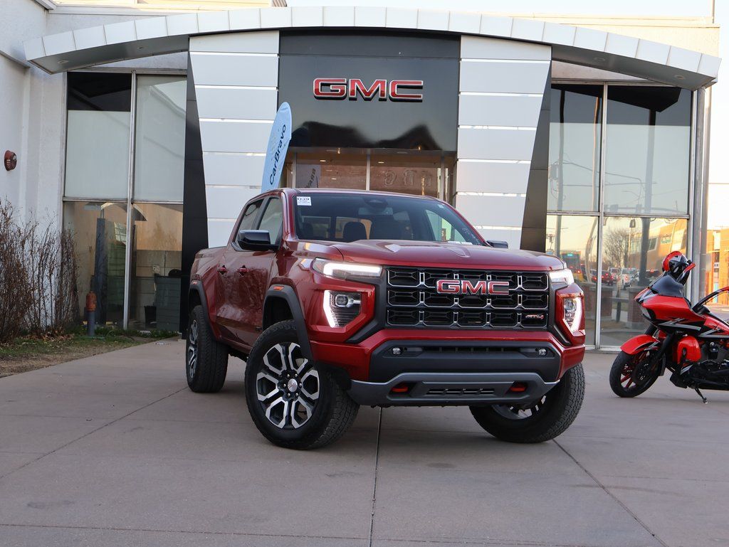 2024 GMC Canyon AT4 Crew Cab 4WD