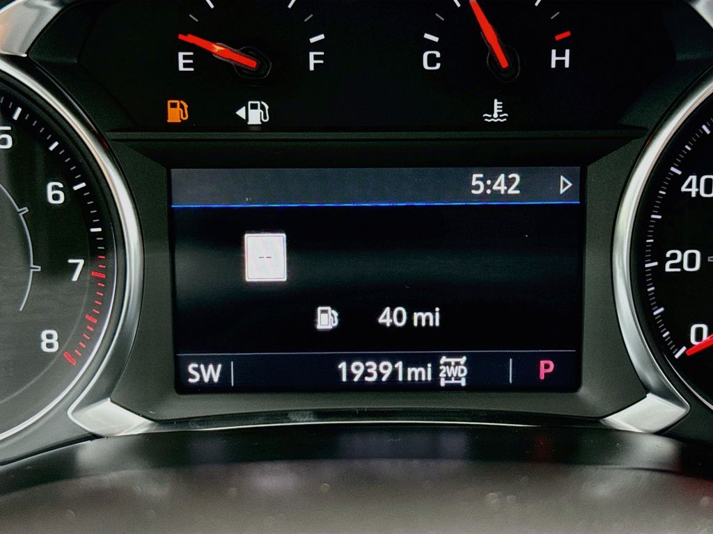 2023 GMC Acadia SLT - 11