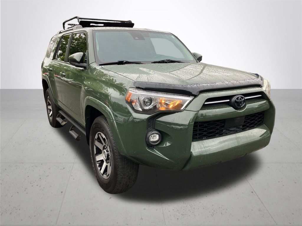 Used 2021 Toyota 4Runner Trail with VIN JTEBU5JR5M5899725 for sale in Gladstone, OR