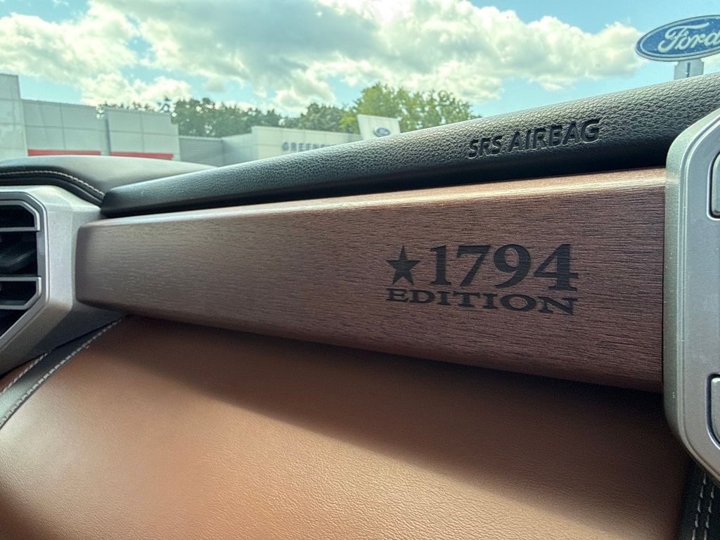 2023 Toyota Tundra 1794 Edition - Photo 19