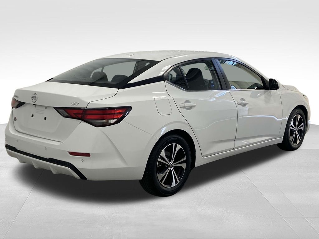 2022 Nissan Sentra SV photo 3