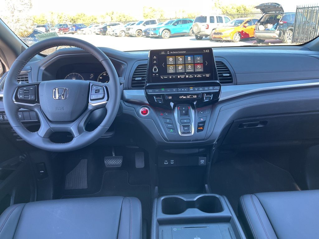 Thumbnail: 2026 Honda Odyssey - 17