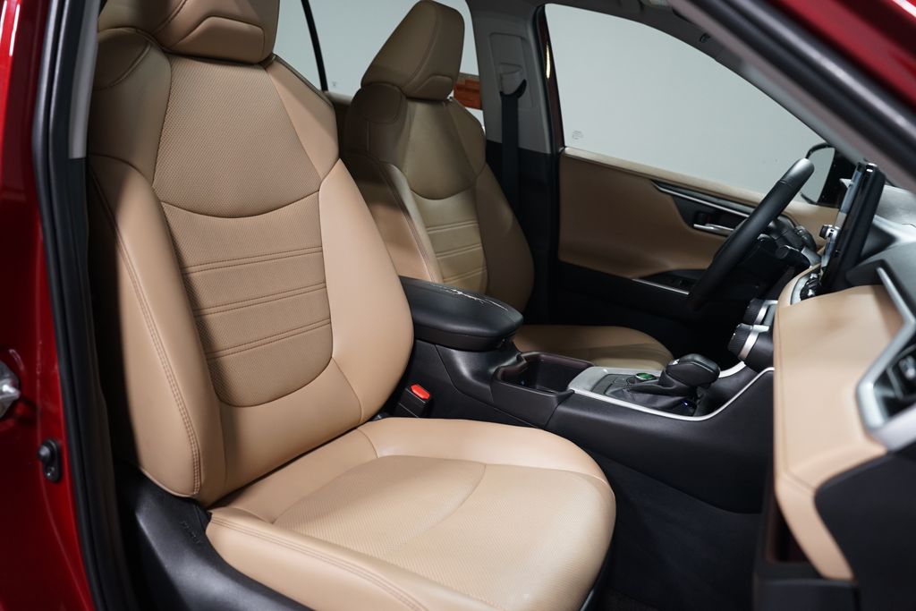 Thumbnail: 2024 Toyota RAV4 - 29