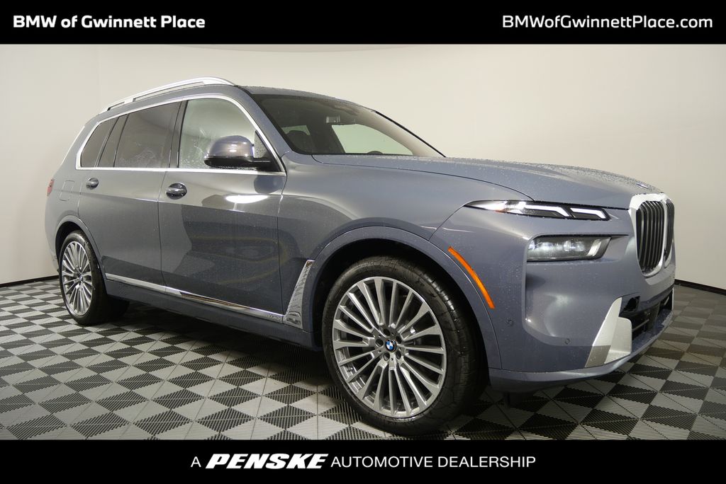 2026 BMW X7 xDrive40i Hero Image
