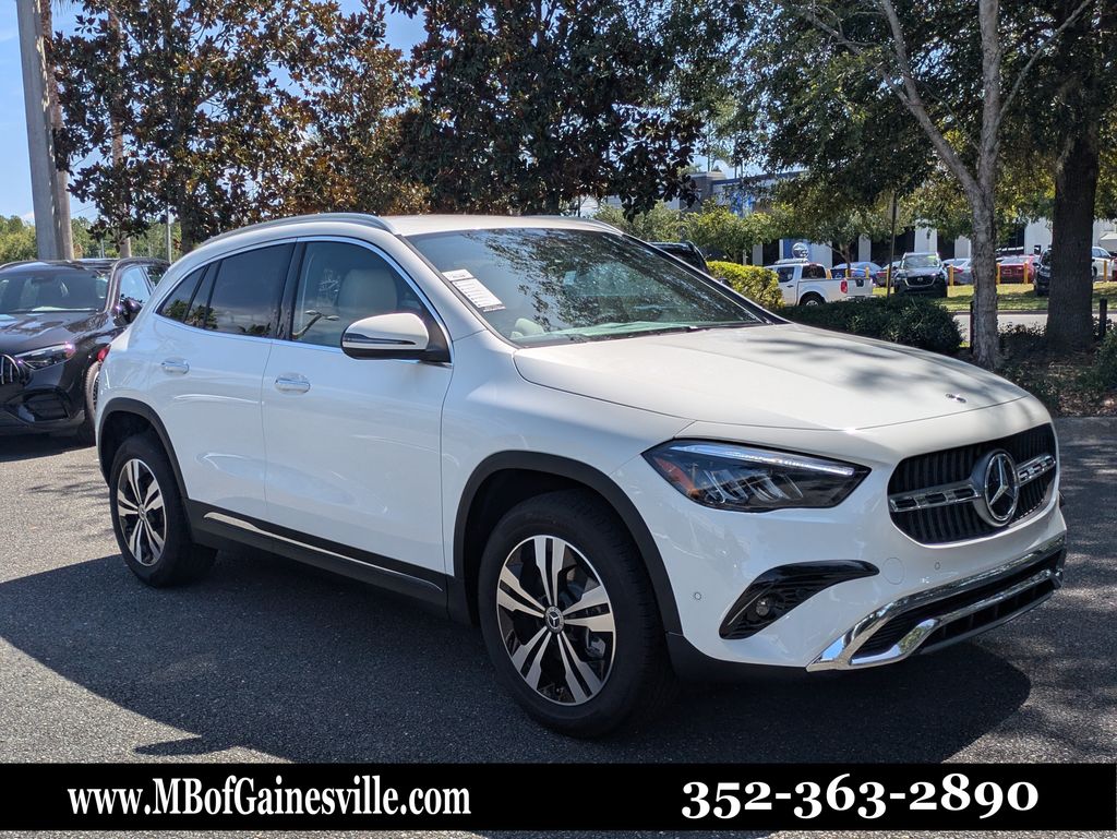 Polar White 2026 Mercedes-Benz GLA SUV / Crossover Front-Wheel Drive 8-Speed Dual Clutch