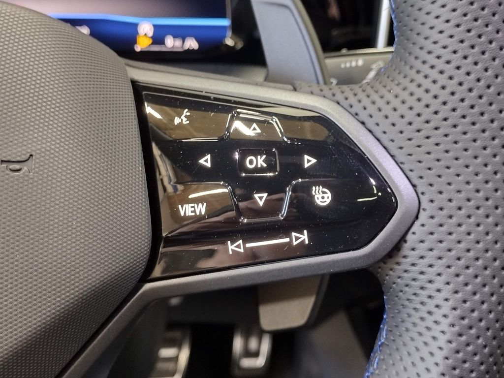 2026 Volkswagen Golf R 2.0T