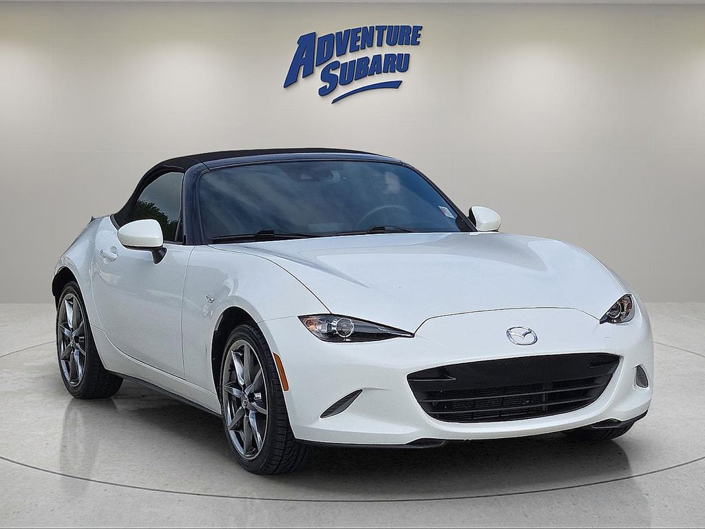 2022 Mazda MX-5 Miata Grand Touring RWD