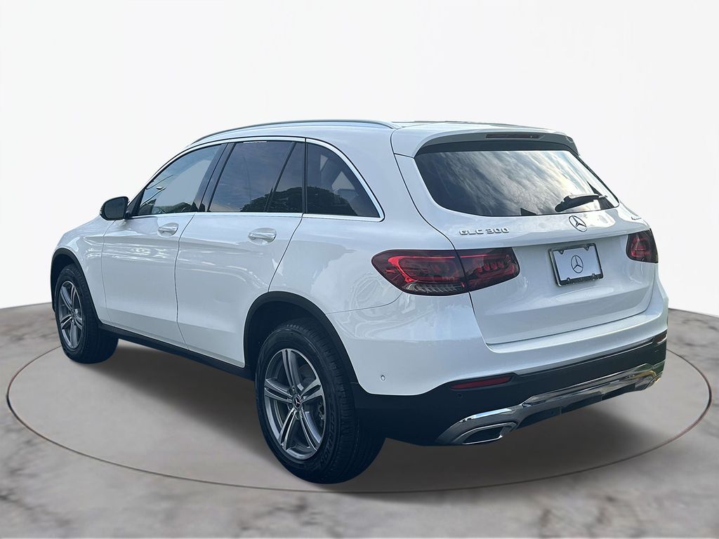 2021 Mercedes-Benz GLC 300 11