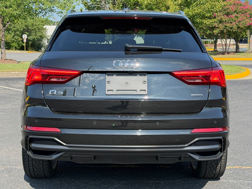Thumbnail: 2021 Audi Q3 - 5