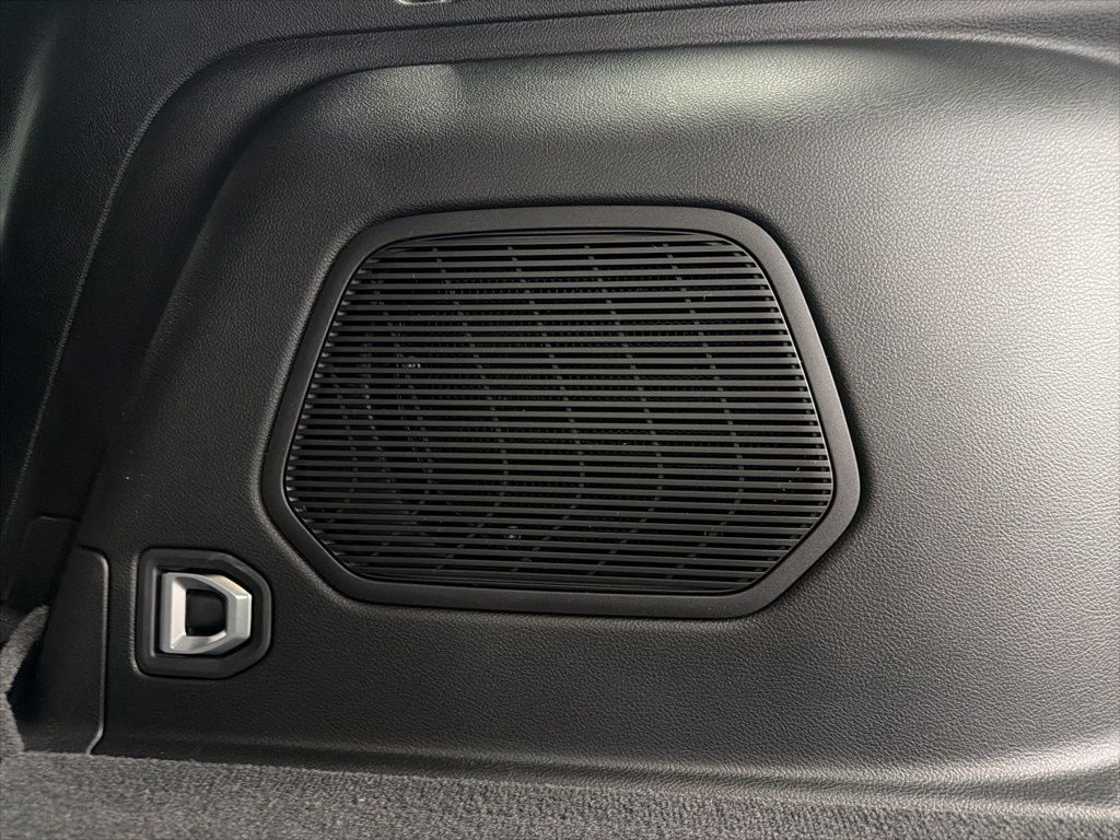 2026 Jeep Grand Cherokee Limited Reserve - 8