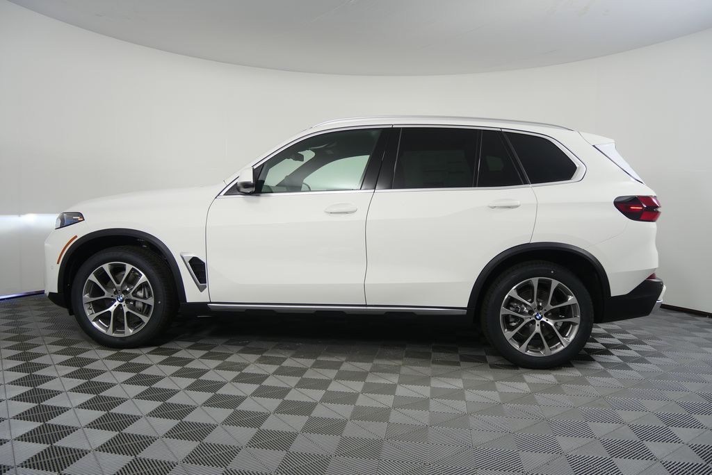 Thumbnail: 2026 BMW X5 - 6