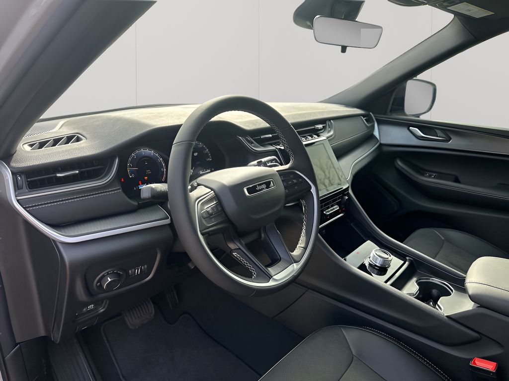 New Car 2025 Jeep Grand Cherokee  For Sale Under $50,000 In Austin, Texas