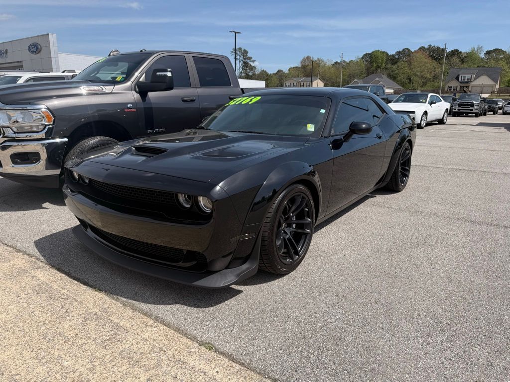 Pitch Black Clearcoat 2023 Dodge Challenger R/T Scat Pack Widebody RWD Coupe Rear-Wheel Drive 8-Speed Automatic