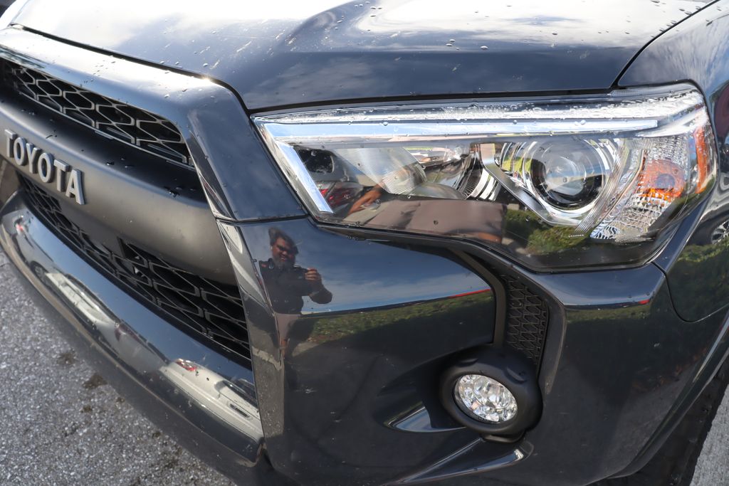 Thumbnail: 2024 Toyota 4Runner - 3