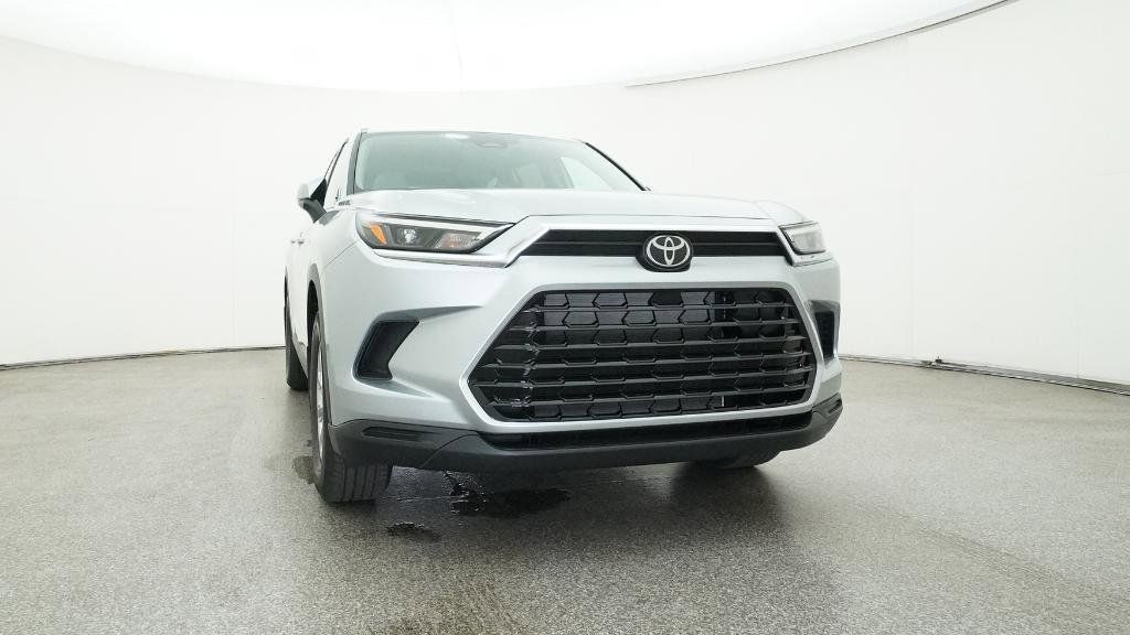 Thumbnail: 2026 Toyota Grand Highlander - 8