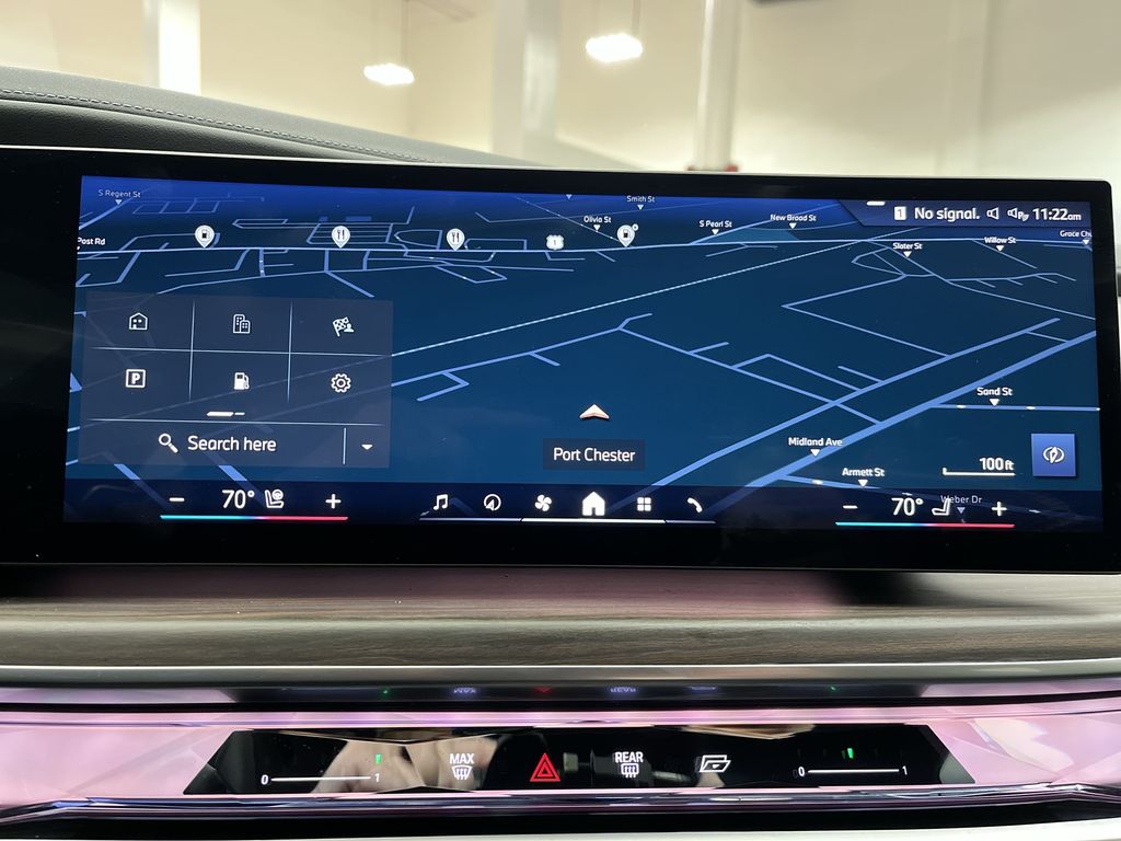 Thumbnail: 2023 BMW 7 Series - 18