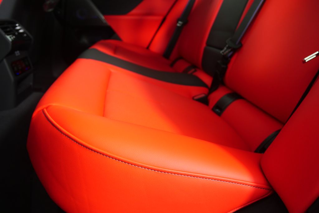 Thumbnail: 2026 BMW M5 - 17