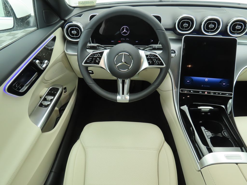 Thumbnail: 2025 Mercedes-Benz C-Class - 10