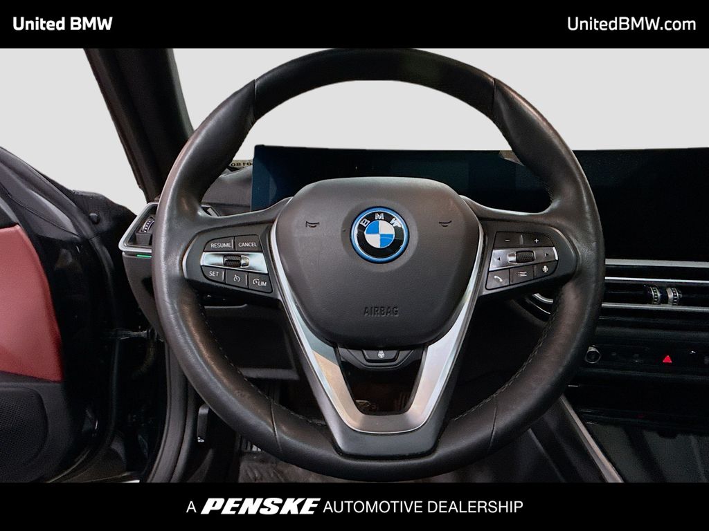Thumbnail: 2023 BMW i4 - 6