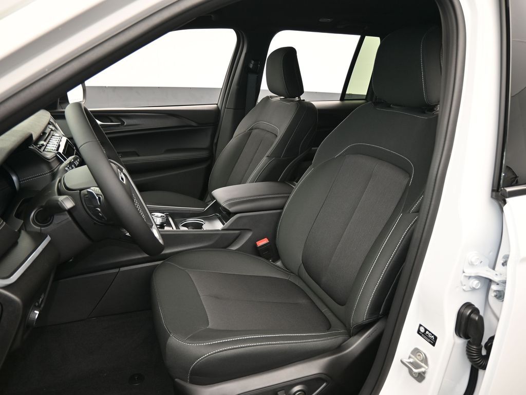 Used 2025 Bright White Clearcoat Jeep Laredo image 29