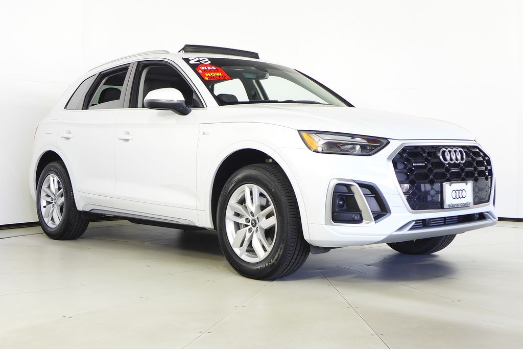 Thumbnail: 2023 Audi Q5 - 4