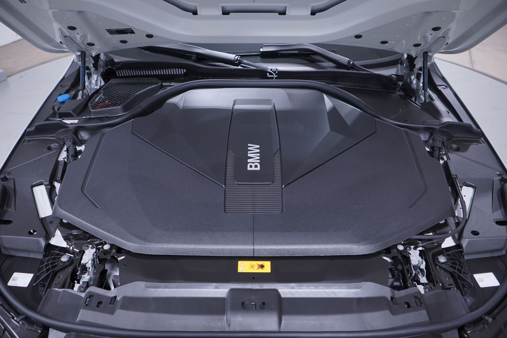 Thumbnail: 2026 BMW i5 - 16