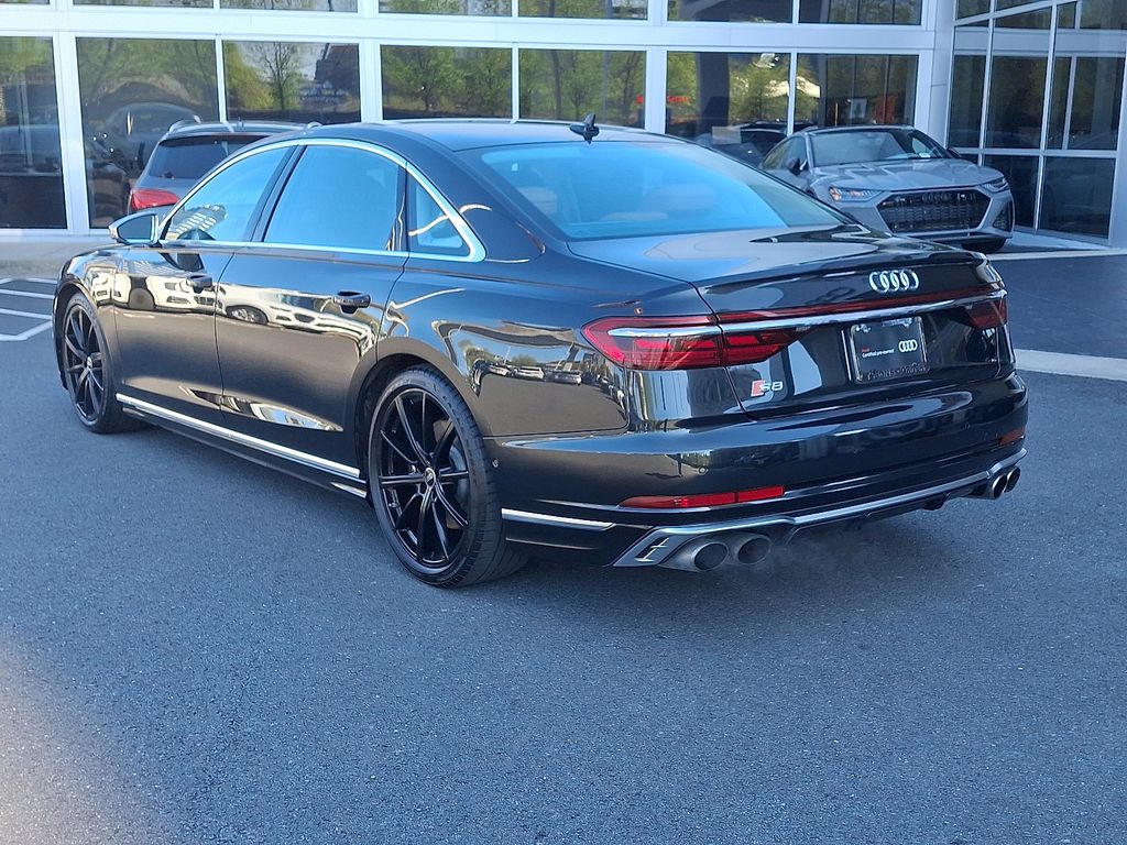 Thumbnail: 2023 Audi S8 - 6