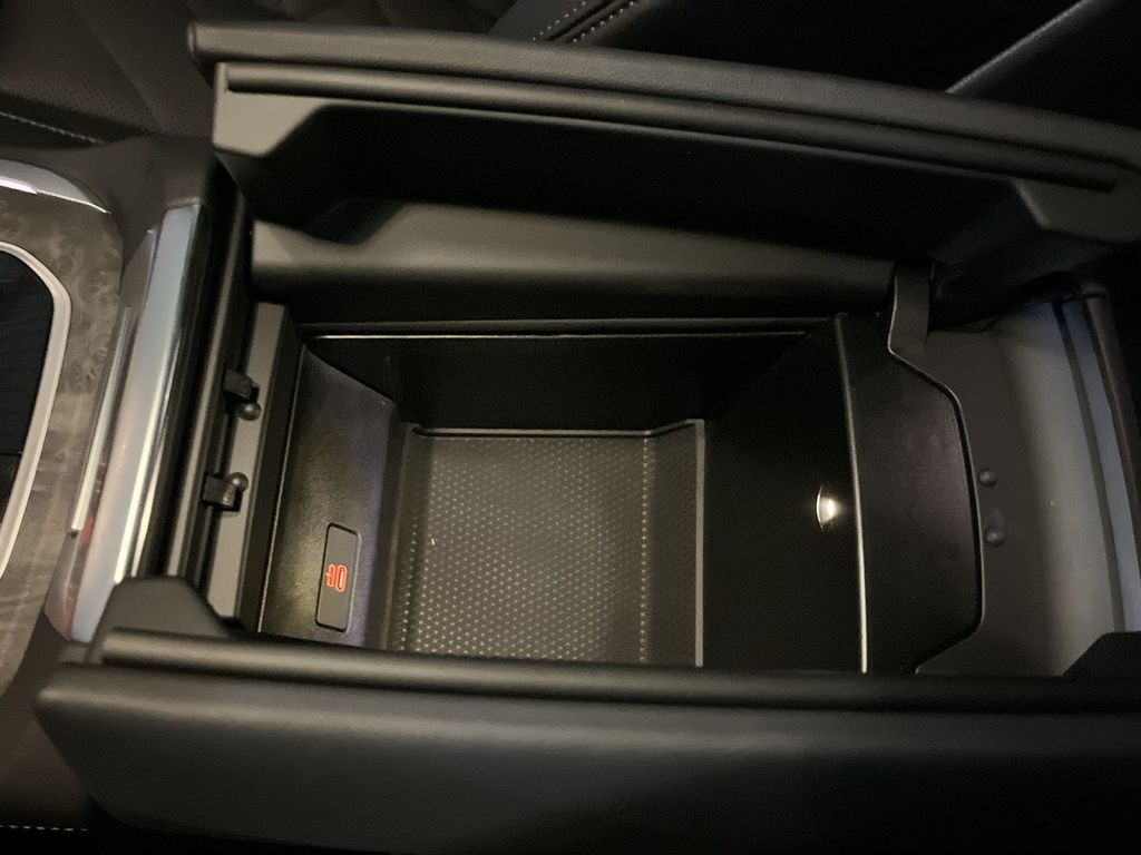 Thumbnail: 2026 BMW X5 - 21