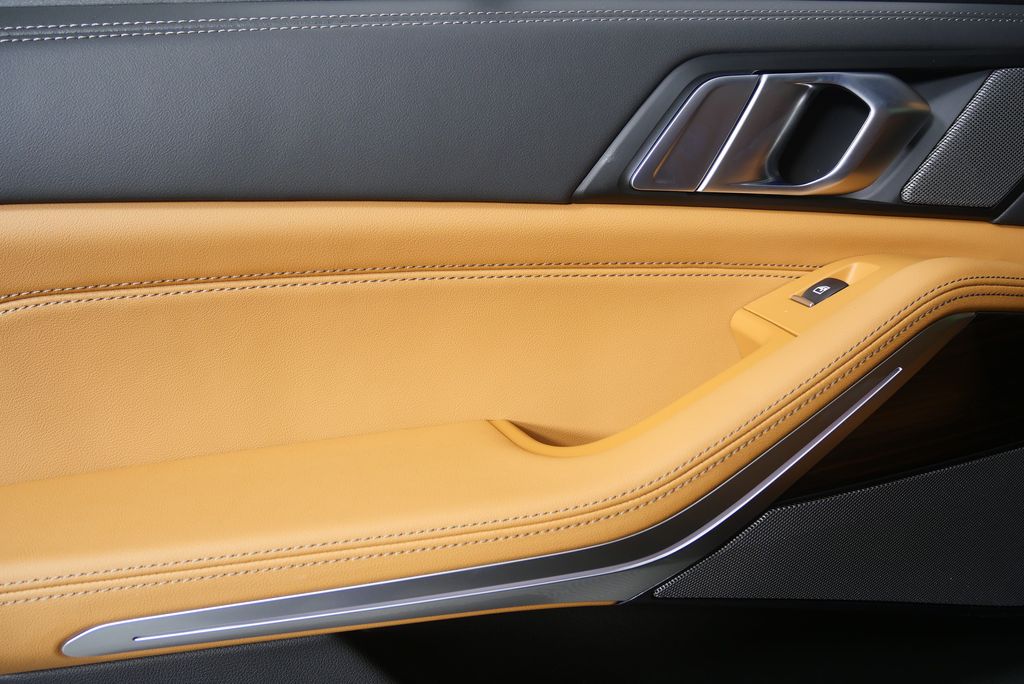 Thumbnail: 2026 BMW X5 - 13