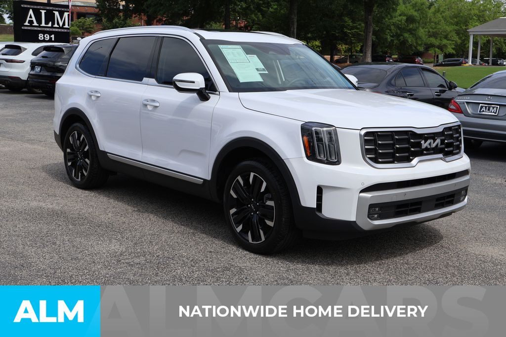 Used 2024 White Kia SX image 4