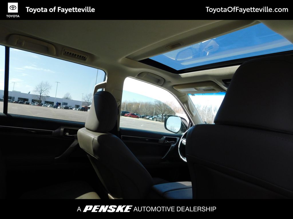 Thumbnail: 2022 Lexus GX - 6