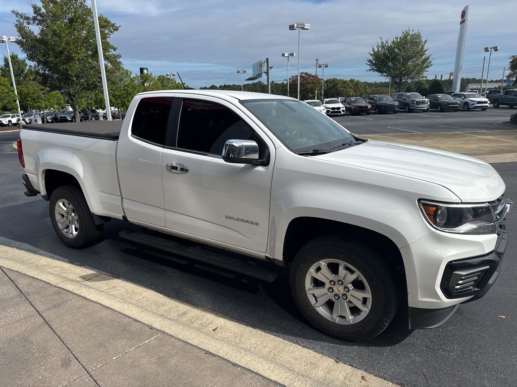 2021 Chevrolet Colorado LT photo 2