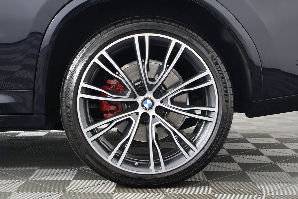 Thumbnail: 2022 BMW X4 - 16