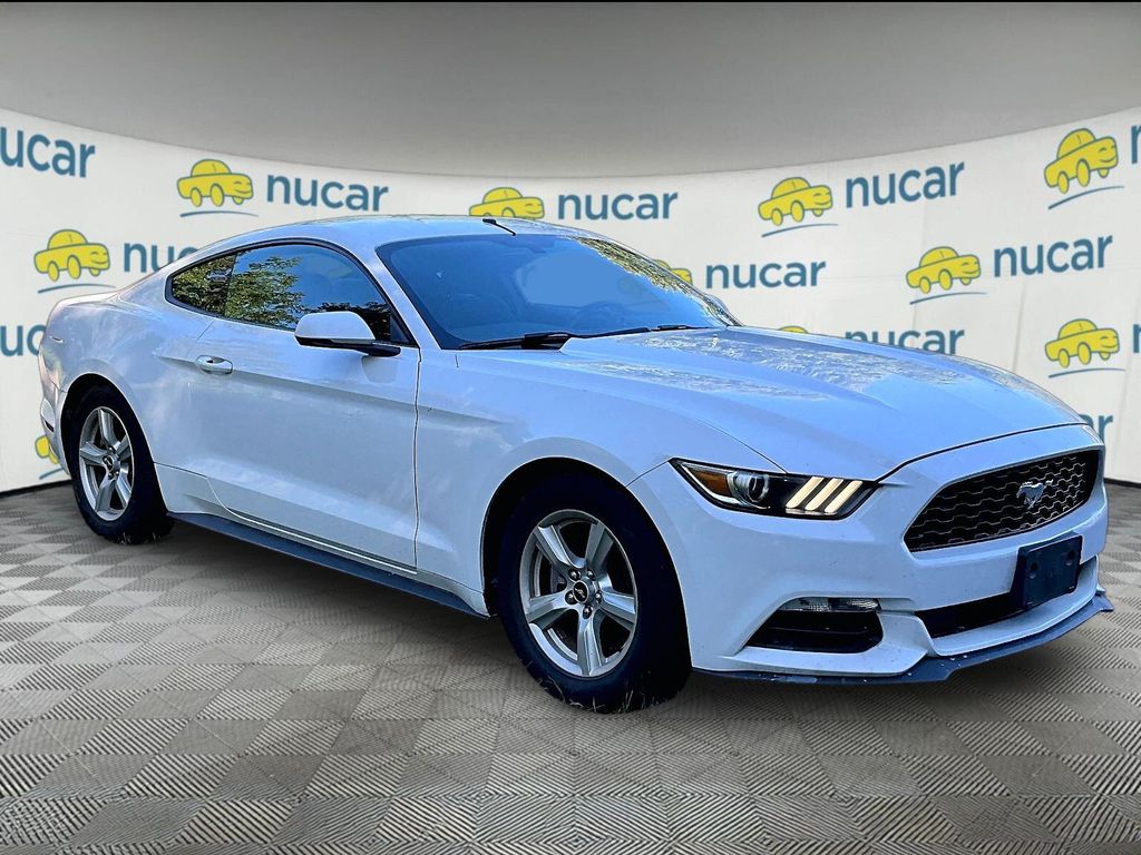 Oxford White 2016 Ford Mustang Coupe Rear-Wheel Drive 6-Speed Automatic