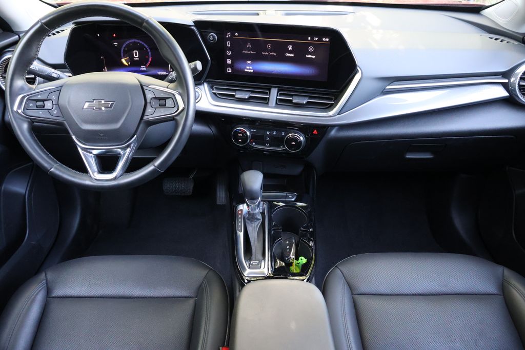 Thumbnail: 2024 Chevrolet Trax - 15