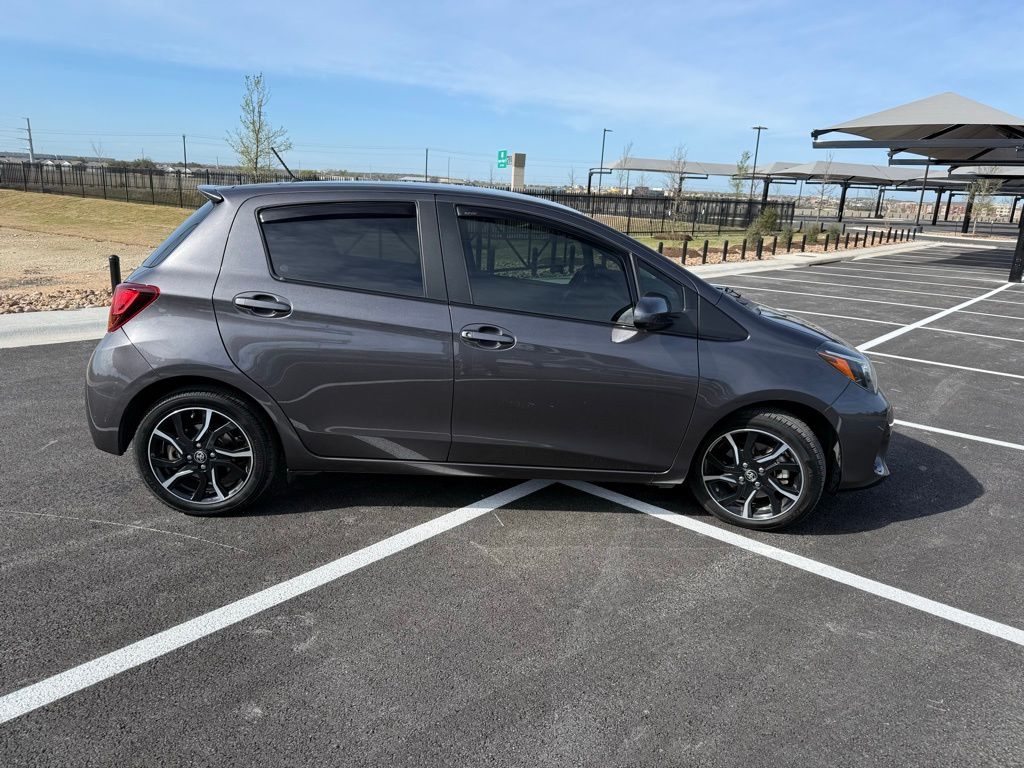 Thumbnail: 2016 Toyota Yaris - 4