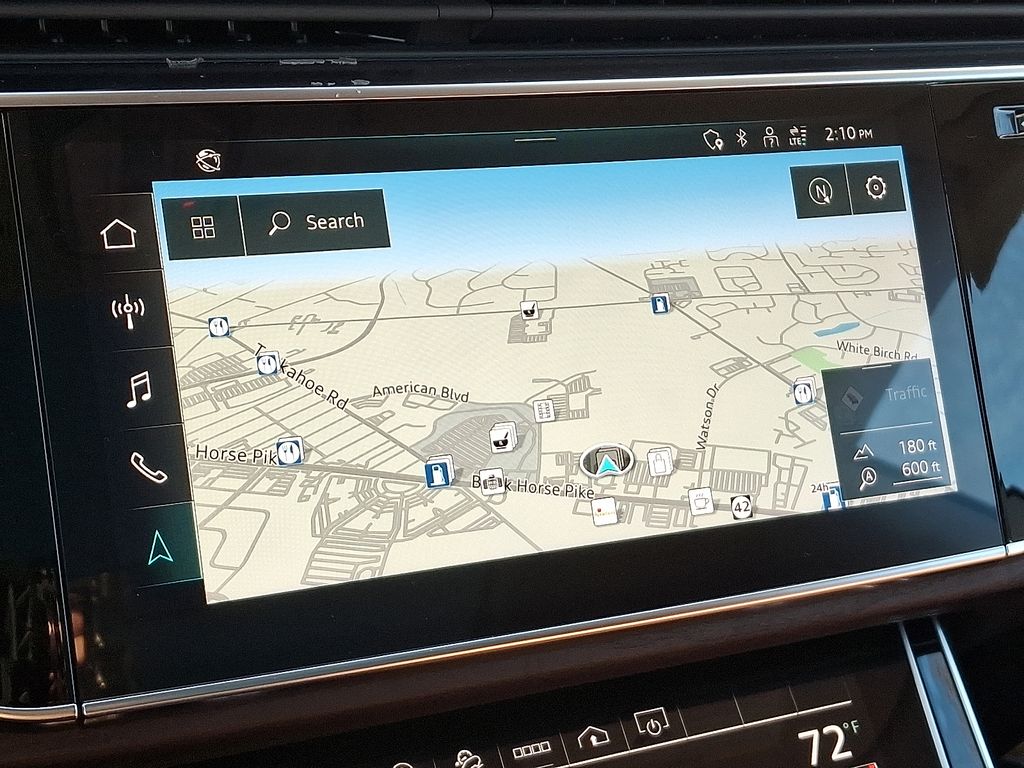 Thumbnail: 2022 Audi Q8 - 18