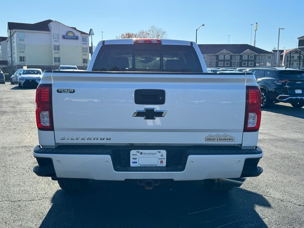 2018 Chevrolet Silverado 1500 High Country 5