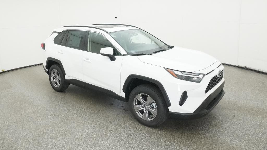 Thumbnail: 2025 Toyota RAV4 - 18