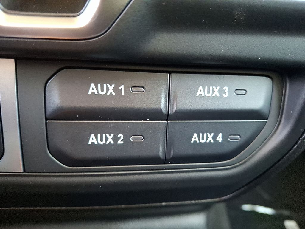 2026 Jeep Wrangler — photo 16