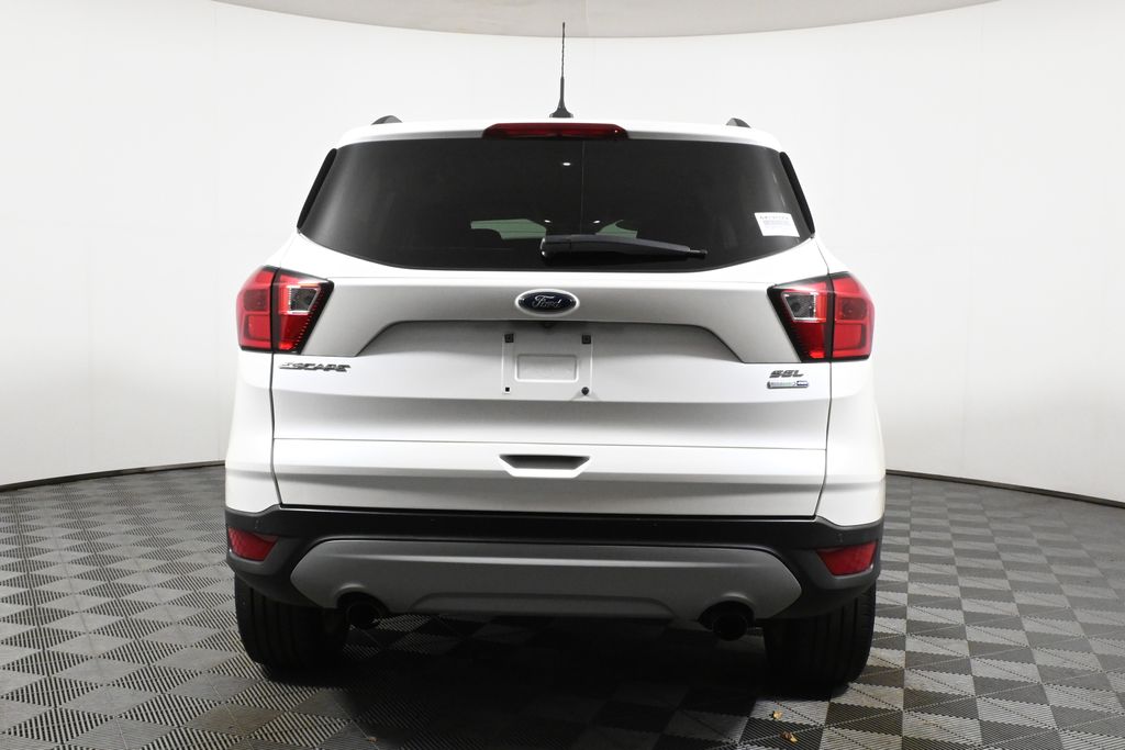 Thumbnail: 2019 Ford Escape - 6