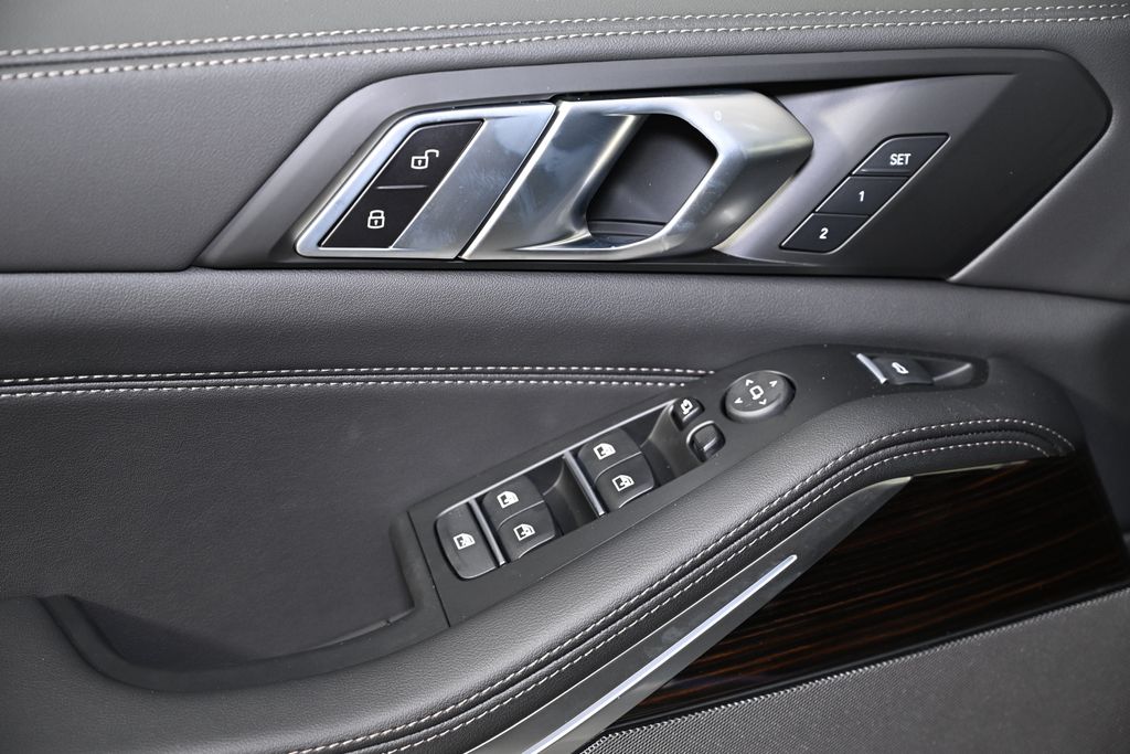 Thumbnail: 2026 BMW X5 - 22