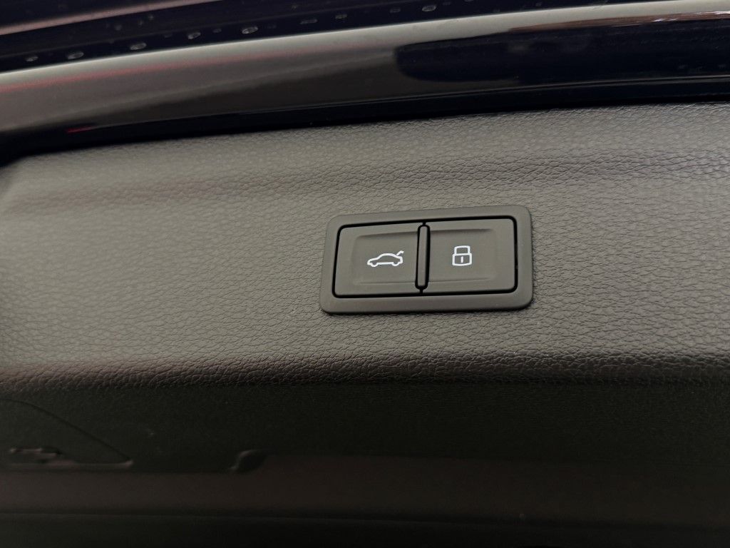 2025 Audi Q3  17