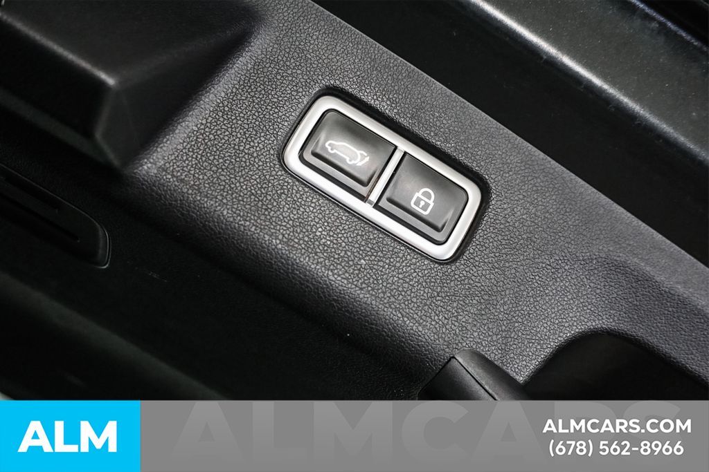 Used 2023 Green Kia X-Line EX image 23