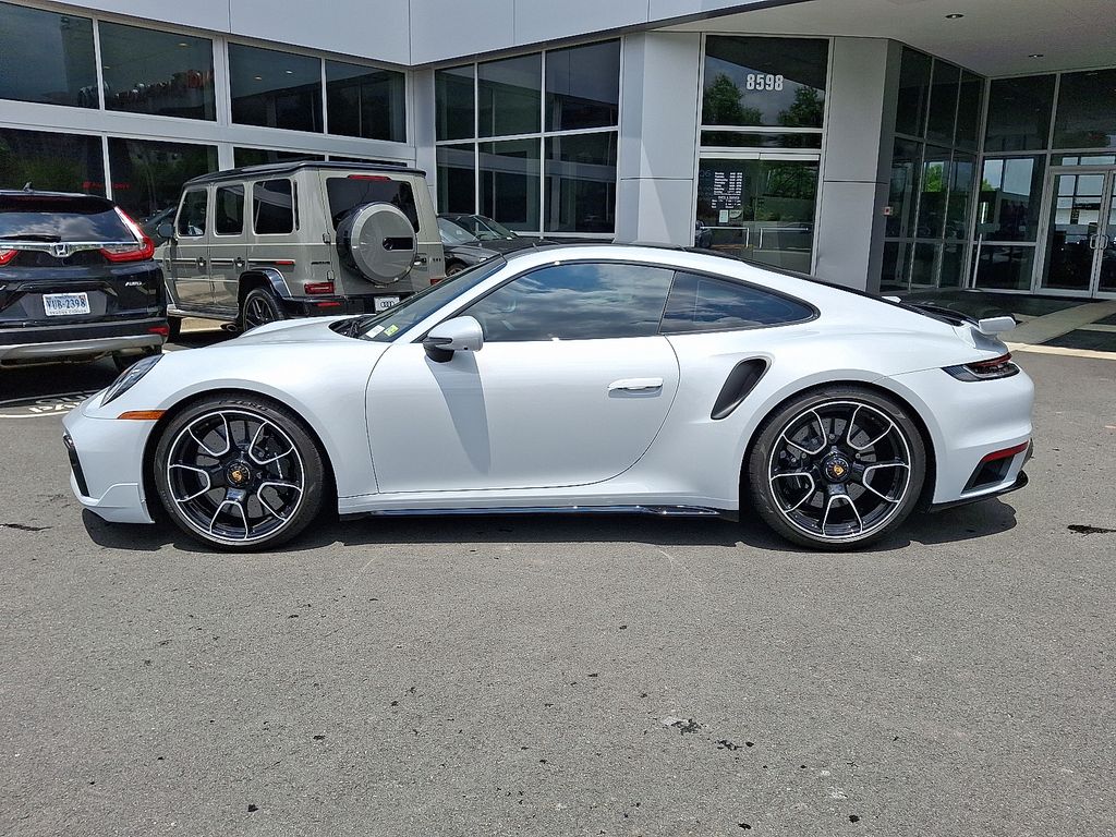 2025 Porsche 911 Turbo S 7