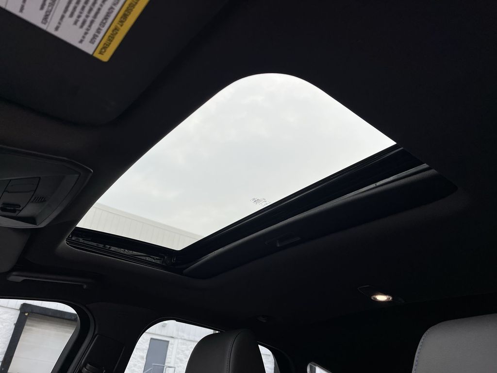 Thumbnail: 2018 Ford Focus - 22