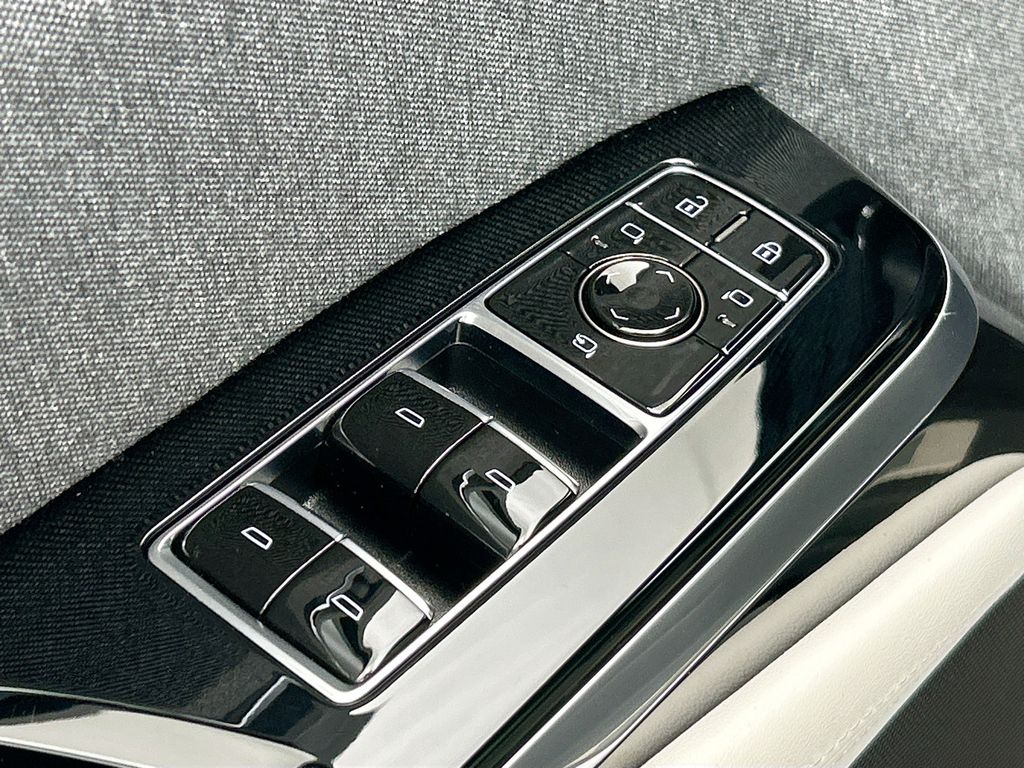 Thumbnail: 2025 Cadillac Escalade - 22