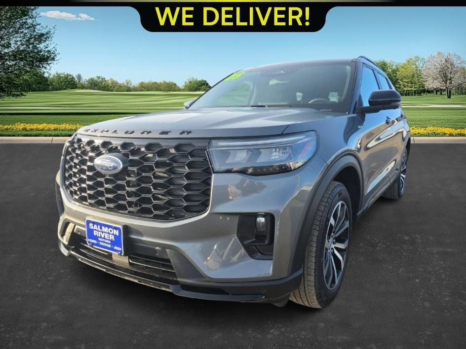 2025 Ford Explorer ST-Line AWD