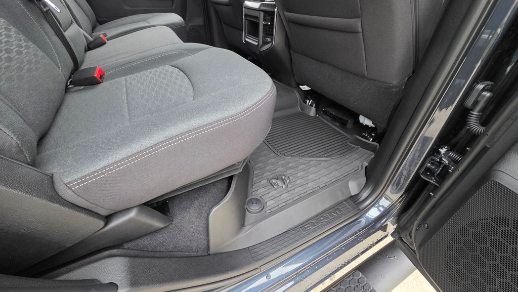 2026 RAM 2500 Big Horn - Photo 15